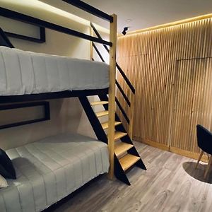 Habitación Estándar con 2 Camas Individuales